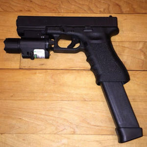 Meet your Posher, Devin